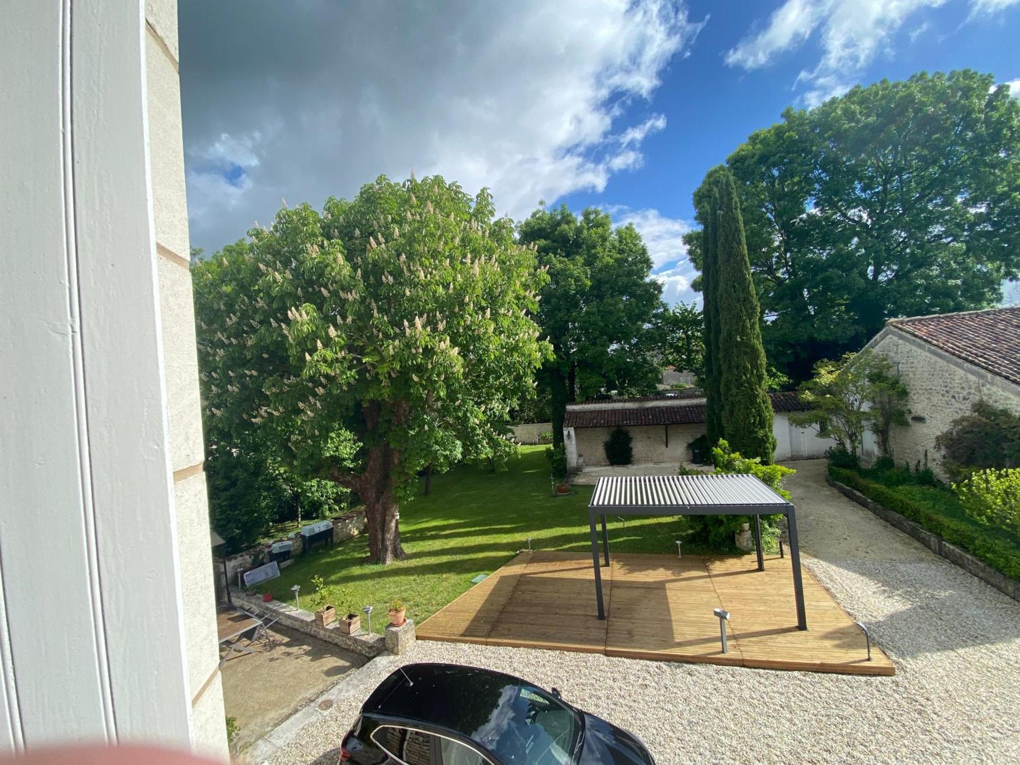 Domaine De La Perthuiserie Saint-Porchaire Bagian luar foto